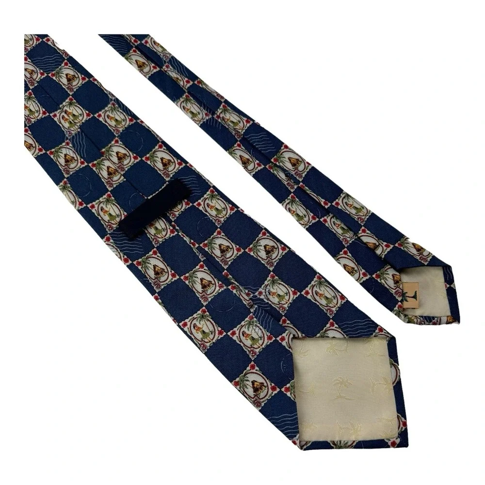 Tommy Bahama Blue Volcano Luau Hawaiian Silk Neck Tie Mens Size 4